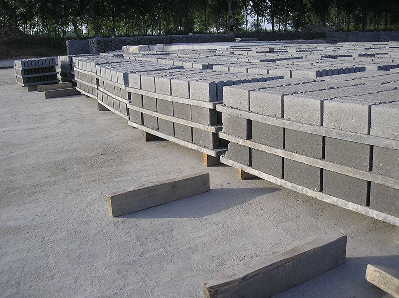 <a href=http://www.grenco.cn/zjtb/ target=_blank class=infotextkey>免燒磚機托板</a>